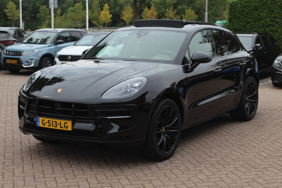 Porsche Macan 2.0 / Panoramadak / Camera / Luchtvering / 21'' / Sportchrono + Design / Bose / Dodehoek / Apple CarPlay / Stoel+Stuurverwarming / Luxe Leder / Stoelverwarming / ACC