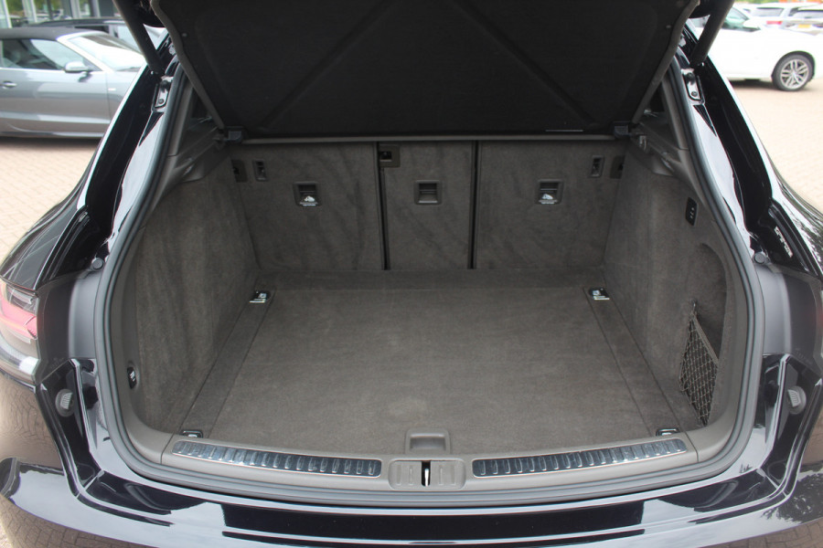 Porsche Macan 2.0 / Panoramadak / Camera / Luchtvering / 21'' / Sportchrono + Design / Bose / Dodehoek / Apple CarPlay / Stoel+Stuurverwarming / Luxe Leder / Stoelverwarming / ACC