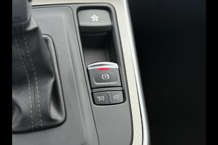 Renault Grand Scénic 1.3 TCe Initiale Paris 7p. 1e Eigenaar,Navi,Camera,Bose,Trekhaak,Head Up Display,Vol Opties,APK tot 07-2026