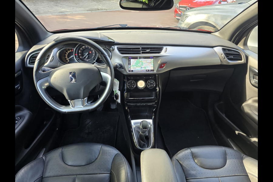 DS DS 3 1.2 PureTech So Chic | 2E EIGENAAR | 12MND GARANTIE | NAVI | CRUISE | LEDER | DS DS 3 1.2 PureTech So Chic | 2E EIGENAAR | 12MND GARANTIE | NAVI | CRUISE | LEDER |