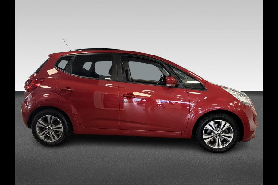 Kia Venga 1.4 CVVT Summer Edition | navi | schuifdak | trekhaak | dealer onderhouden