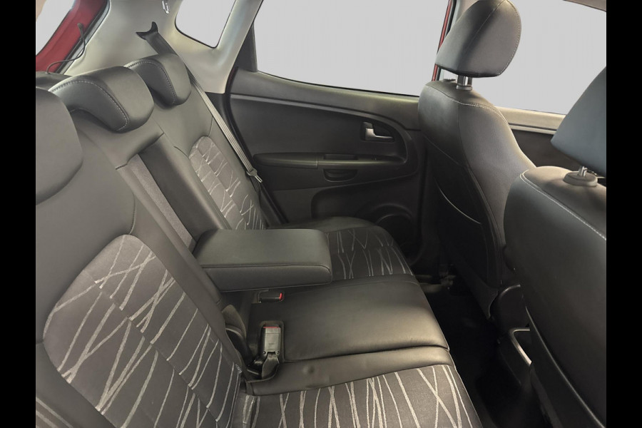 Kia Venga 1.4 CVVT Summer Edition | navi | schuifdak | trekhaak | dealer onderhouden