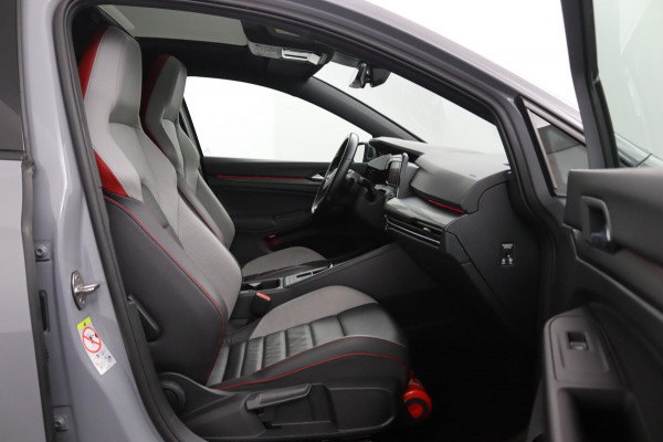 Volkswagen Golf GTI*PANO*LEDER*STOEL VERKOELING*H/K*HAAK*ACC*CAM*