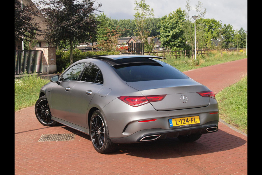 Mercedes-Benz CLA-Klasse 250 e Premium Plus | Panoramadak | Lederen Bekleding | Burmester | 360°-camera | NL-Auto |