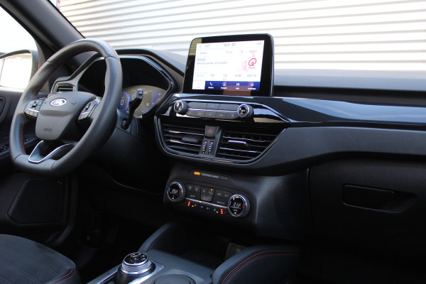 Ford Kuga 2.5 PHEV ST-Line X | Panoramadak | 19'' | BLIS | B&O | Head-up | Winterpack