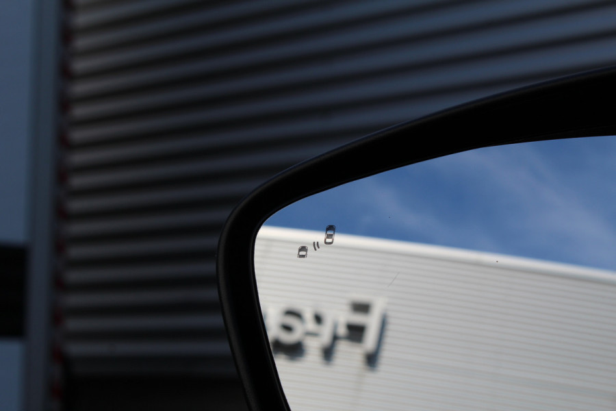 Ford Kuga 2.5 PHEV ST-Line X | Panoramadak | 19'' | BLIS | B&O | Head-up | Winterpack