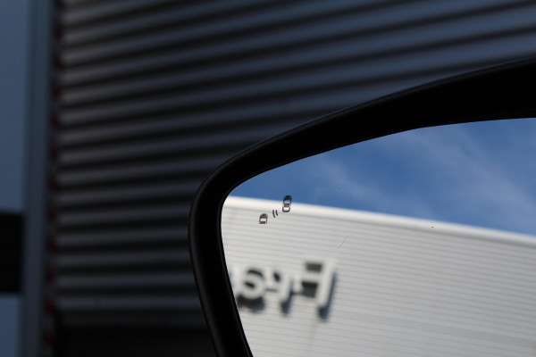 Ford Kuga 2.5 PHEV ST-Line X | Panoramadak | 19'' | BLIS | B&O | Head-up | Winterpack