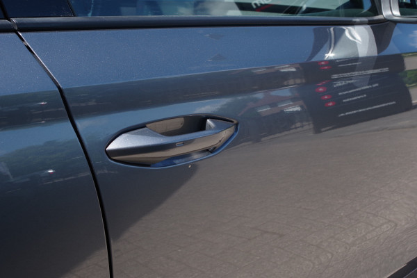 Škoda Octavia Combi 1.4 TSI iV PHEV Sportline Business, Camera, Stoelverwarming, Carplay,