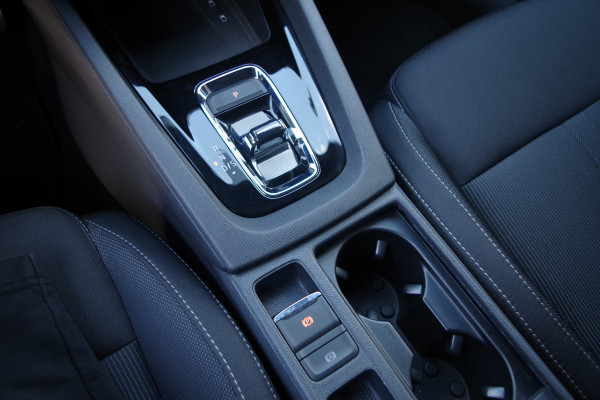 Škoda Octavia Combi 1.4 TSI iV PHEV Sportline Business, Camera, Stoelverwarming, Carplay,