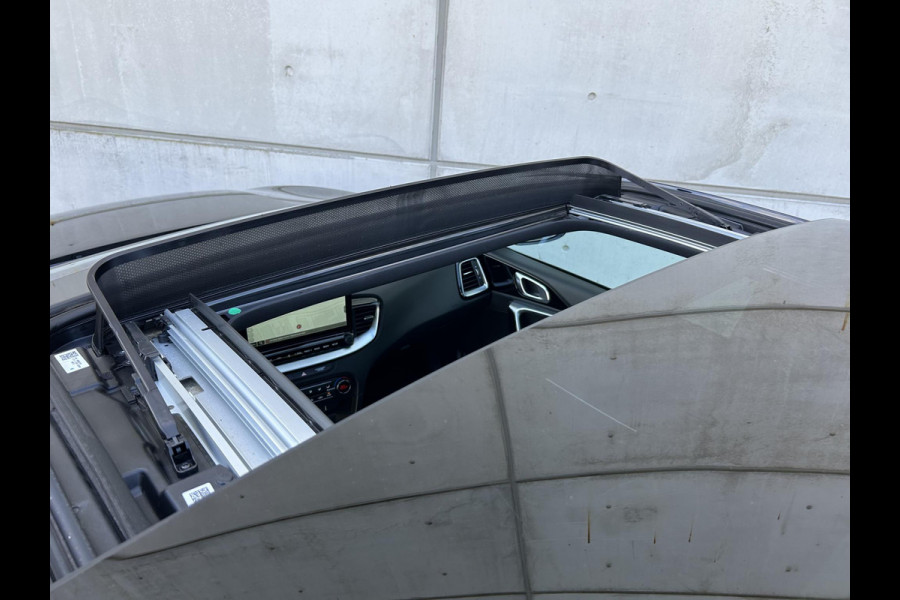 Kia ProCeed 1.0 T-GDI GT-Line | Panoramadak | Leder/Alcantara | Achteruitrijcamera | 17” Velgen | Stuur-/Stoelverwarming | Apple CarPlay/Android Auto | Clima | Key-Less sleutel | Cruise control | LED