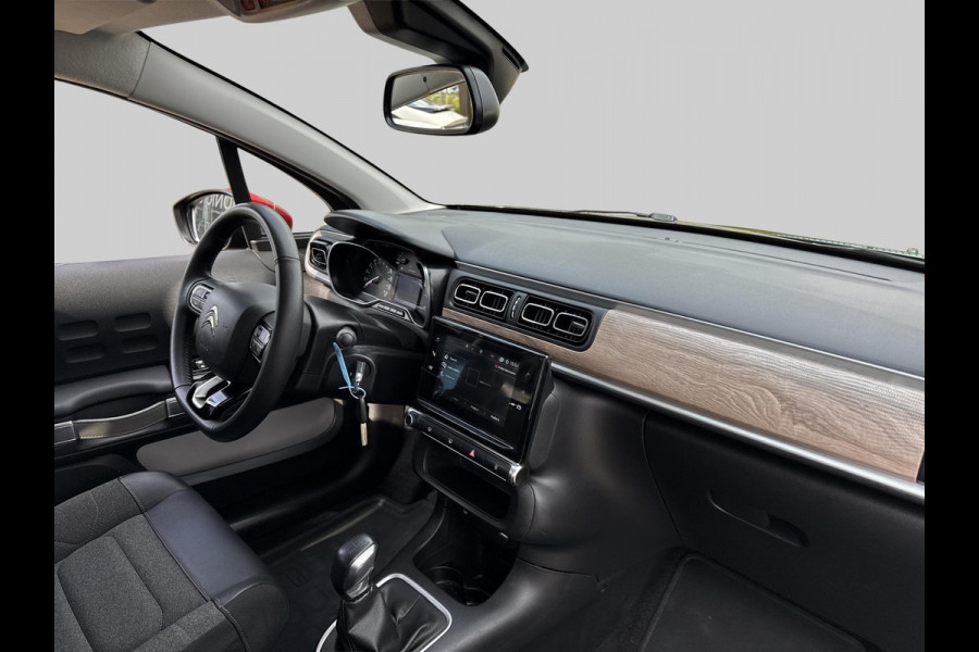 Citroën C3 1.2 PureTech Shine Keurige auto I LAGE KM STAND