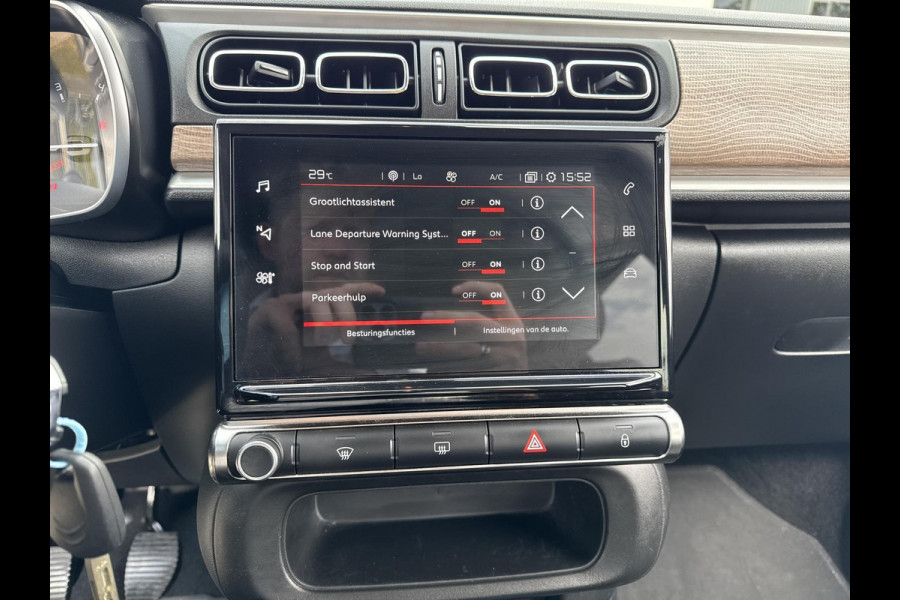Citroën C3 1.2 PureTech Shine Keurige auto I LAGE KM STAND