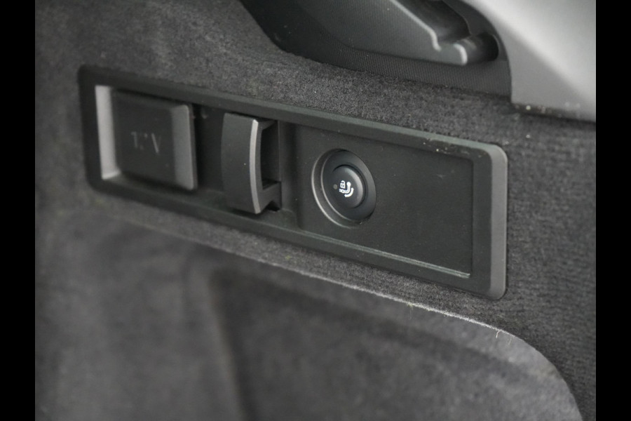 BMW 3 Serie Touring 330e M Sport Plug in Hybrid 293pk Dealer O.H PHEV | Trekhaak Af Fabriek | Laser LED | Head Up | Adaptive Cruise | Apple Carplay | Keyless | Lederen Sportstoelen Verwarmd | Camera | Virtual | Navigatie | DAB | 19"L.M |