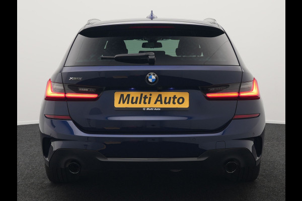 BMW 3 Serie Touring 330e M Sport Plug in Hybrid 293pk Dealer O.H PHEV | Trekhaak Af Fabriek | Laser LED | Head Up | Adaptive Cruise | Apple Carplay | Keyless | Lederen Sportstoelen Verwarmd | Camera | Virtual | Navigatie | DAB | 19"L.M |