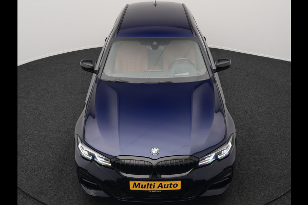 BMW 3 Serie Touring 330e M Sport Plug in Hybrid 293pk Dealer O.H PHEV | Trekhaak Af Fabriek | Laser LED | Head Up | Adaptive Cruise | Apple Carplay | Keyless | Lederen Sportstoelen Verwarmd | Camera | Virtual | Navigatie | DAB | 19"L.M |