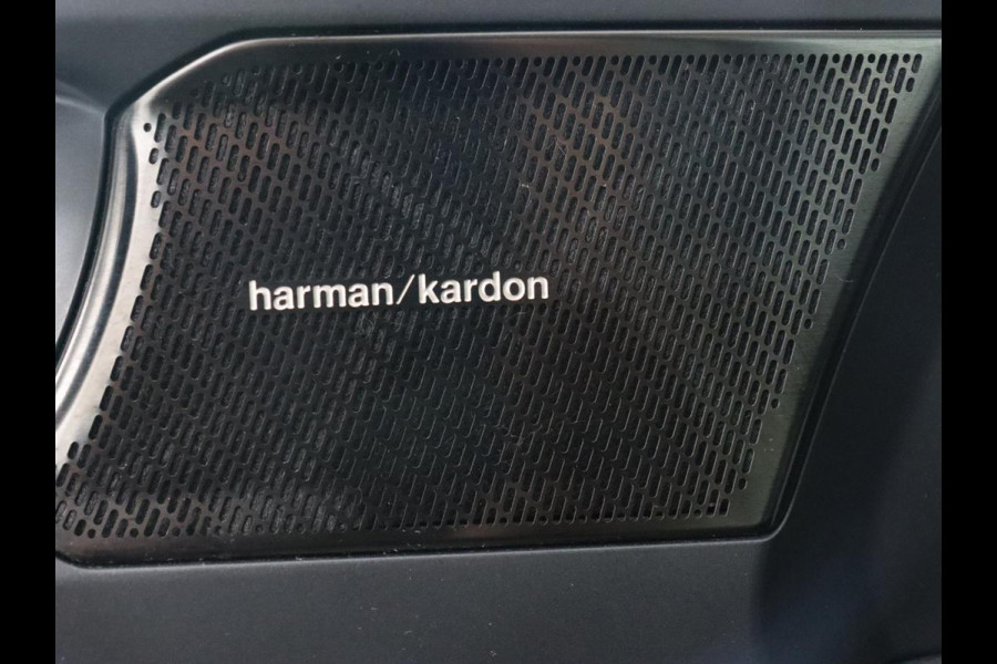 Volvo XC40 1.5 T5 Twin Engine Inscription | Panoramadak | Leder | Harman/Kardon | Stoelverwarming | Carplay | Camera | Navigatie | Adaptive cruise | PHEV | Plug In