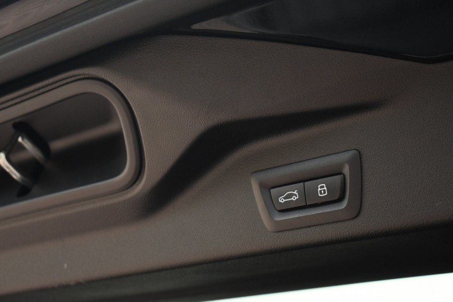 BMW X5 xDrive50e M-Sport Pro Pano Comf-zetels H/K HUD 360 22-inch BTW-AUTO!