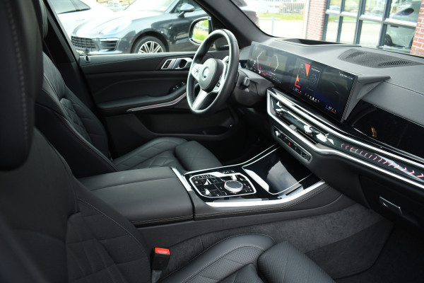 BMW X5 xDrive50e M-Sport Pro Pano Comf-zetels H/K HUD 360 22-inch BTW-AUTO!