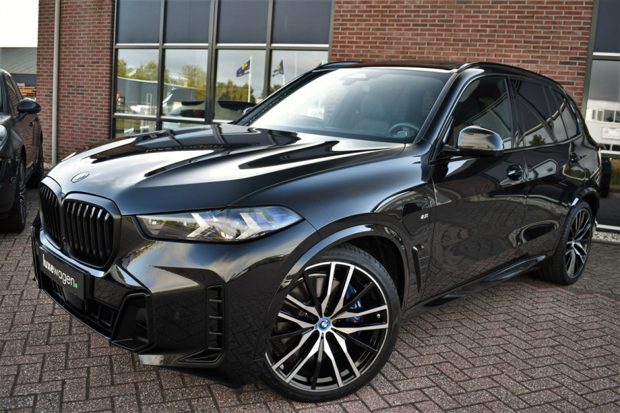 BMW X5 xDrive50e M-Sport Pro Pano Comf-zetels H/K HUD 360 22-inch BTW-AUTO!