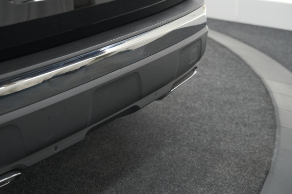 Peugeot 3008 1.2 Hybrid 136 GT | 360 Camera | Adaptieve Cruise Control | Elektronische Kofferklep | Navigatie