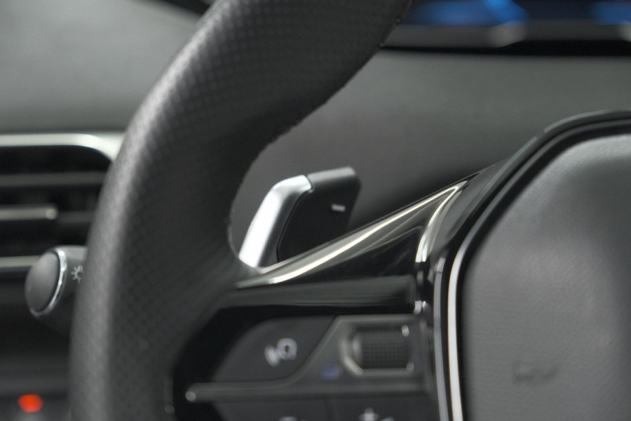 Peugeot 3008 1.2 Hybrid 136 GT | 360 Camera | Adaptieve Cruise Control | Elektronische Kofferklep | Navigatie
