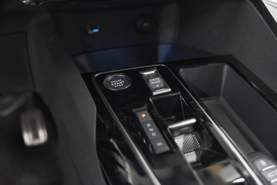 Peugeot 3008 1.2 Hybrid 136 GT | 360 Camera | Adaptieve Cruise Control | Elektronische Kofferklep | Navigatie