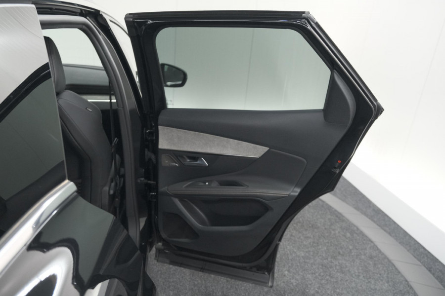 Peugeot 3008 1.2 Hybrid 136 GT | 360 Camera | Adaptieve Cruise Control | Elektronische Kofferklep | Navigatie