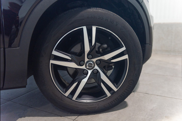 Volvo XC40 T3 Aut. R-Design ACC 360Camera Trekhaak Leder 163pk