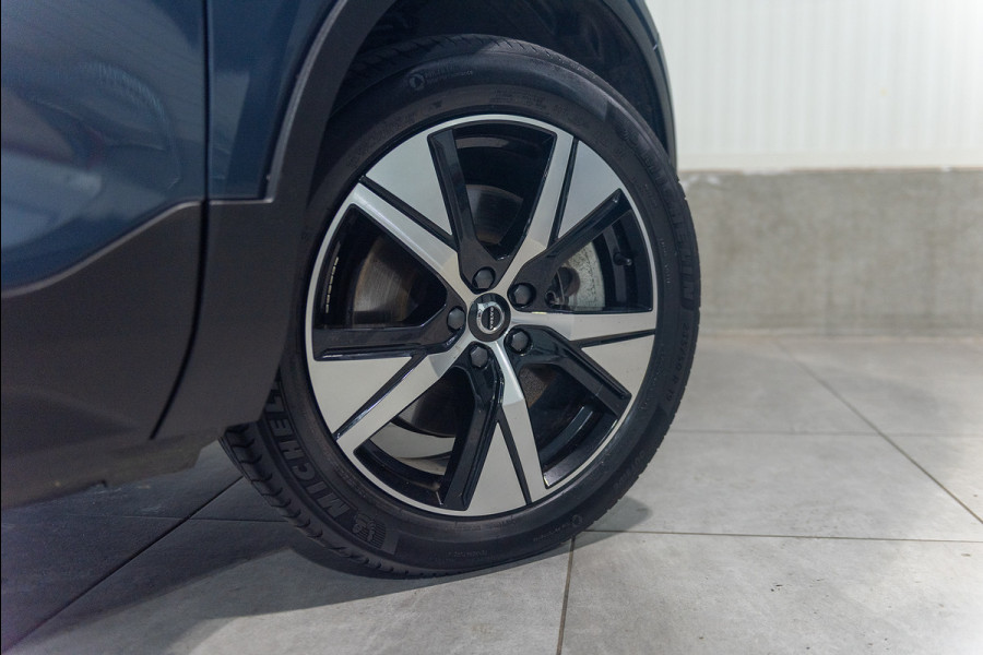 Volvo XC40 Recharge Aut. Schuifdak Parkeercamera 231pk
