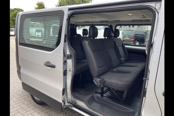 Opel Vivaro Combi 1.6 CDTI 125pk L2H1 BiTurbo ecoFLEX / 9 persoons / vaste prijs rijklaar € 21.950 incl btw bpm / euro 6 diesel / isofix / airco / cruise / navigatie / zilver metallic