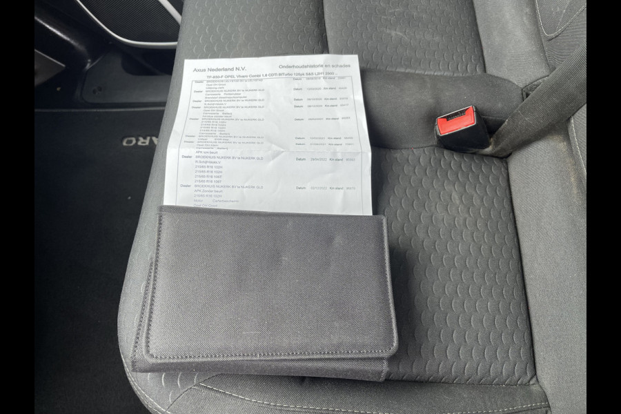 Opel Vivaro Combi 1.6 CDTI 125pk L2H1 BiTurbo ecoFLEX / 9 persoons / vaste prijs rijklaar € 21.950 incl btw bpm / euro 6 diesel / isofix / airco / cruise / navigatie / zilver metallic