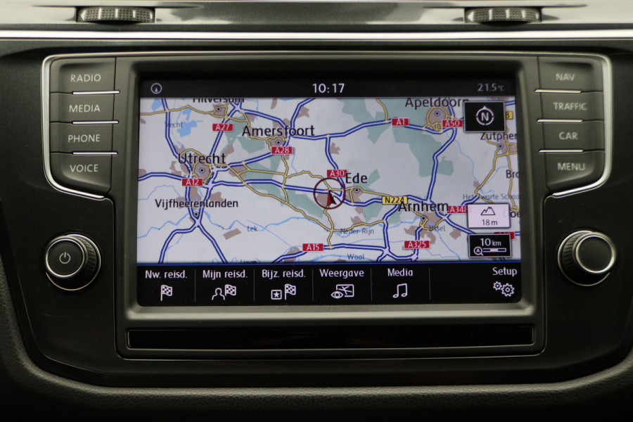 Volkswagen Tiguan 1.4 TSI ACT Highline R-Line Virtual Cockpit, ACC, Apple Carplay, Camera, DAB, Trekhaak, 19"