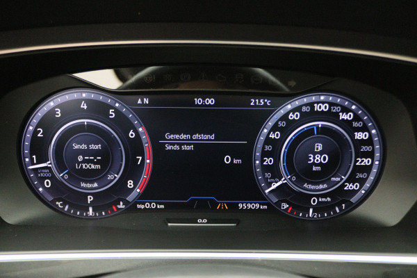 Volkswagen Tiguan 1.4 TSI ACT Highline R-Line Virtual Cockpit, ACC, Apple Carplay, Camera, DAB, Trekhaak, 19"