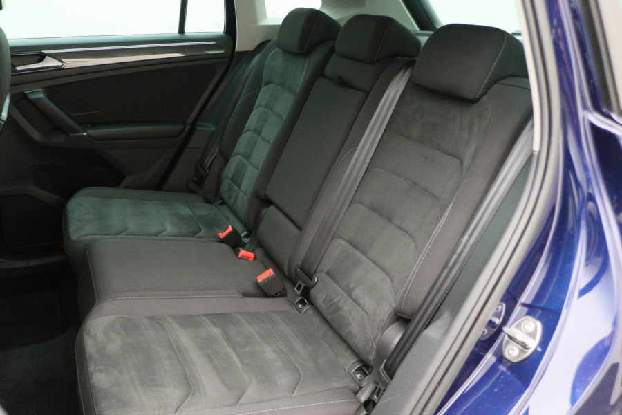 Volkswagen Tiguan 1.4 TSI ACT Highline R-Line Virtual Cockpit, ACC, Apple Carplay, Camera, DAB, Trekhaak, 19"