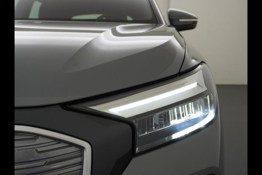 Audi Q4 e-tron 50 quattro Advanced edition 77 kWh VAN: 42.900,- VOOR: 38.877,- UW HERFSTVOORDEEL: 4.023,- MEMORY SEAT | ELEK. TREKHAAK | LEDER