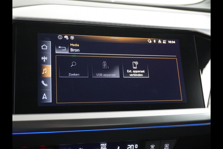 Audi Q4 e-tron 50 quattro Advanced edition 77 kWh VAN: 42.900,- VOOR: 38.877,- UW HERFSTVOORDEEL: 4.023,- MEMORY SEAT | ELEK. TREKHAAK | LEDER