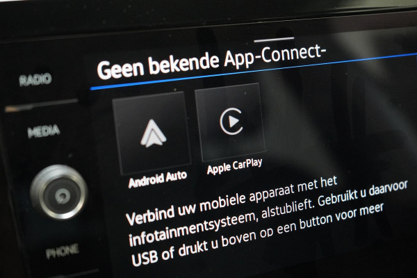 Volkswagen T-Cross 1.0 TSI 95pk Life Edition | Parkeersensoren | Climate control | Apple Carplay | Hoge instap |