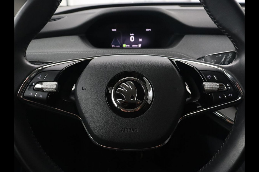 Škoda ENYAQ iV 60 | Camera | Carplay | Keyless | Half leder | Navigatie | Full LED | Climate control | Cruise control | Parkeerhulp | Getint glas