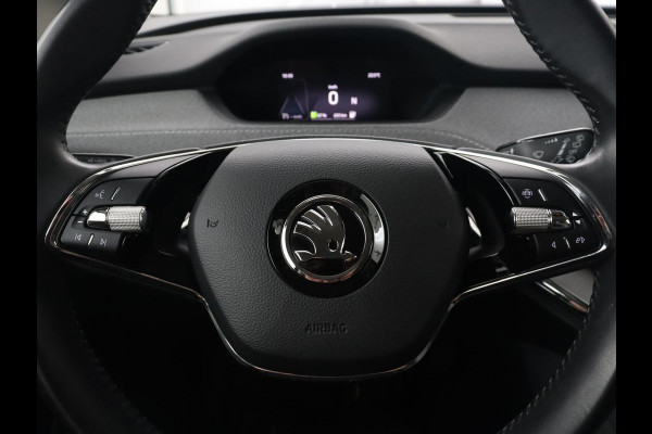 Škoda ENYAQ iV 60 | Camera | Carplay | Keyless | Half leder | Navigatie | Full LED | Climate control | Cruise control | Parkeerhulp | Getint glas