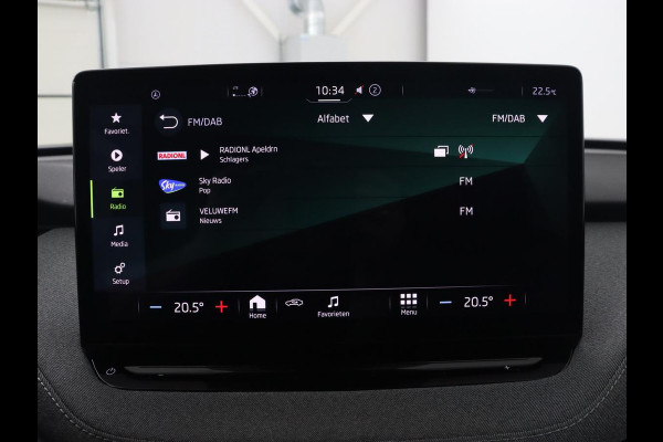 Škoda ENYAQ iV 60 | Camera | Carplay | Keyless | Half leder | Navigatie | Full LED | Climate control | Cruise control | Parkeerhulp | Getint glas