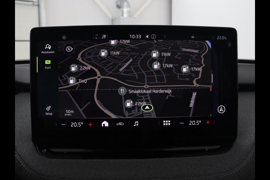 Škoda ENYAQ iV 60 | Camera | Carplay | Keyless | Half leder | Navigatie | Full LED | Climate control | Cruise control | Parkeerhulp | Getint glas