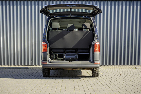 Volkswagen Transporter T6 Kombi **2.0 TDI L2H1 4Motion | 150 PK | Automaat | 9-Persoons | Airco | Euro 6**