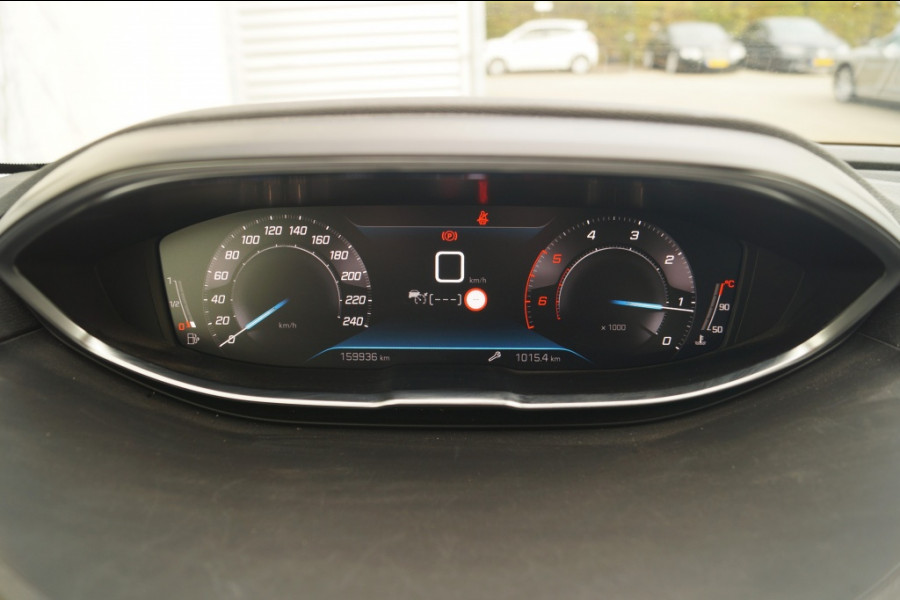 Peugeot 3008 1.5 BlueHDi Allure Business