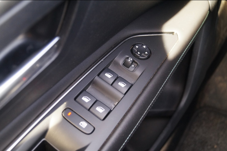 Peugeot 3008 1.5 BlueHDi Allure Business