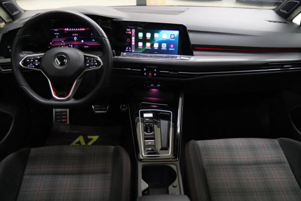 Volkswagen Golf 2.0 TSI GTI PANO / CARPLAY / H&K / CAM / VOL