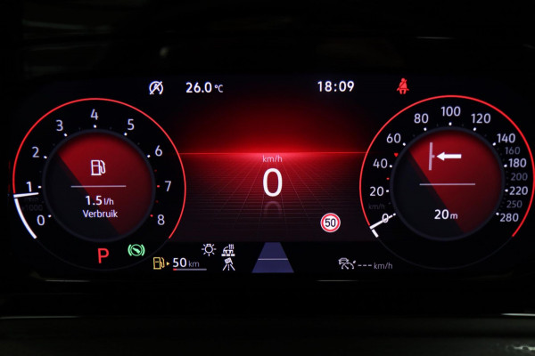 Volkswagen Golf 2.0 TSI GTI PANO / CARPLAY / H&K / CAM / VOL