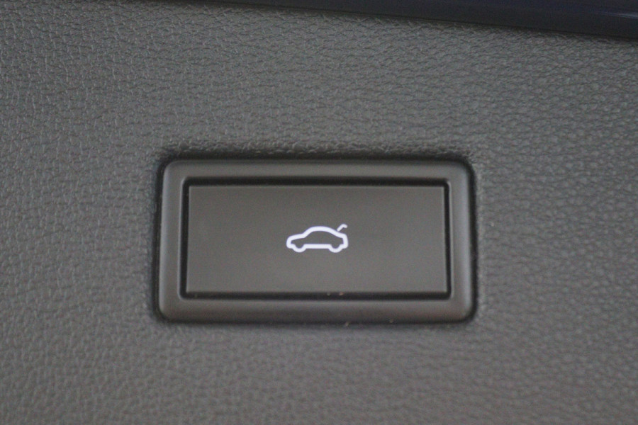 Volkswagen Tiguan 1.4 TSI ACT Highline R-Line Virtual Cockpit, ACC, Apple Carplay, Camera, DAB, Trekhaak, 19"