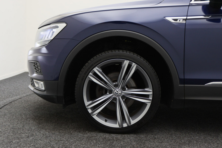 Volkswagen Tiguan 1.4 TSI ACT Highline R-Line Virtual Cockpit, ACC, Apple Carplay, Camera, DAB, Trekhaak, 19"