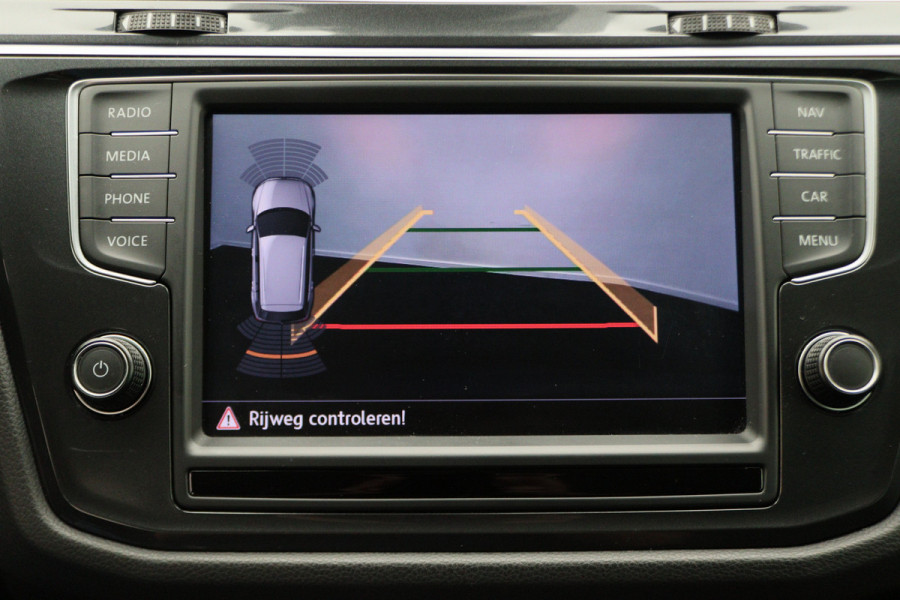 Volkswagen Tiguan 1.4 TSI ACT Highline R-Line Virtual Cockpit, ACC, Apple Carplay, Camera, DAB, Trekhaak, 19"