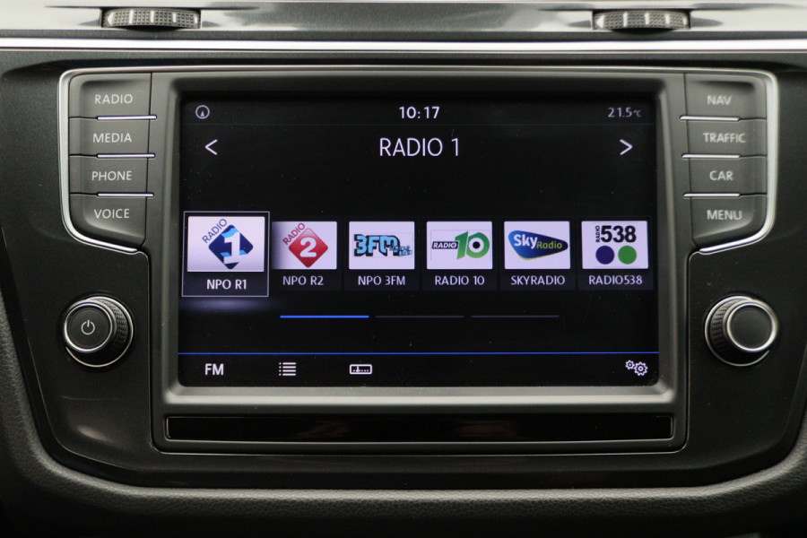 Volkswagen Tiguan 1.4 TSI ACT Highline R-Line Virtual Cockpit, ACC, Apple Carplay, Camera, DAB, Trekhaak, 19"